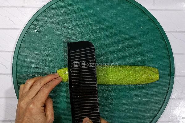 西葫芦炒鸡蛋的做法图解5