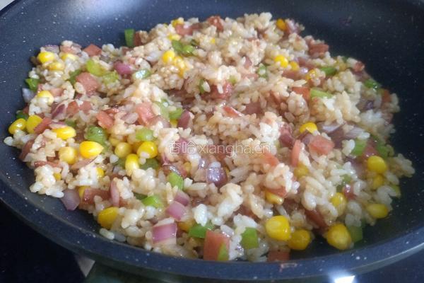 培根玉米炒饭的做法图解10