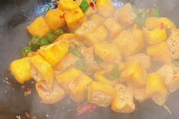 豆泡炒韭菜的做法图解7