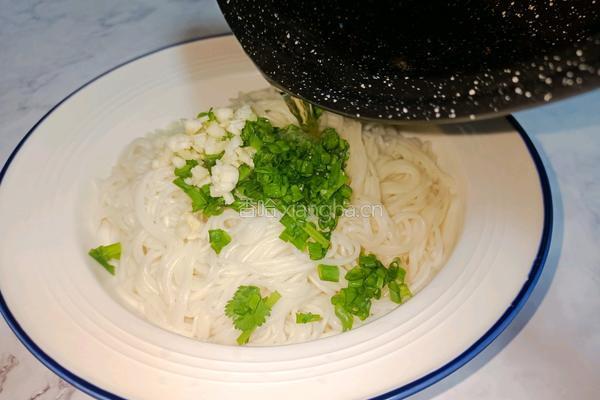 松茸牛肉酱拌面的做法图解8