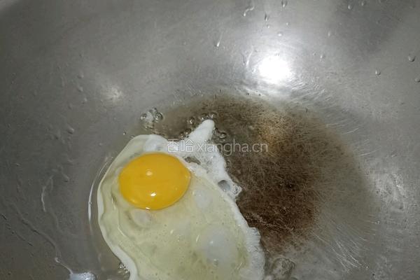 酸菜炒饭的做法图解3