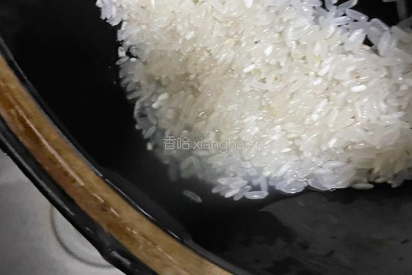 鱼丸鲍鱼粥的做法图解3