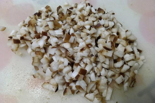 肉末火腿炒饭的做法图解1