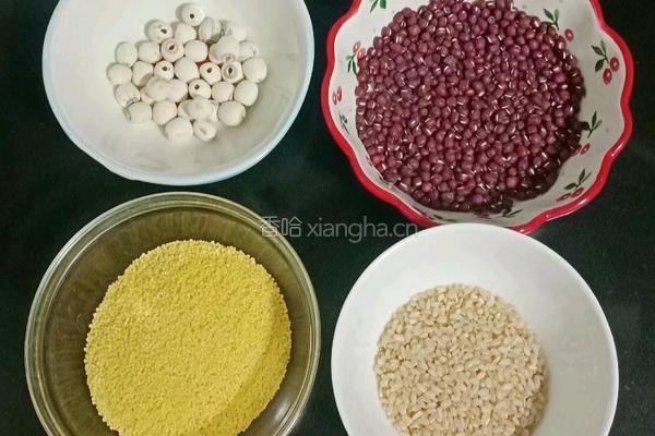 小米糙米红豆粥的做法图解1