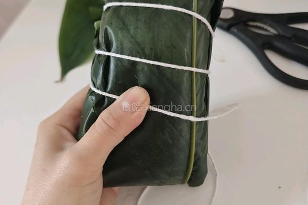 大米猪肉粽的做法图解22