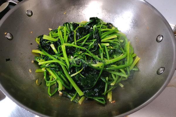 清炒菠菜的做法图解6