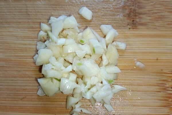 香菇炒上海青的做法图解3
