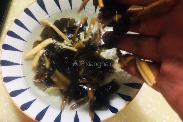 酸辣肉丝汤的做法图解1
