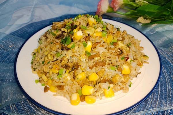 外婆菜蛋炒饭