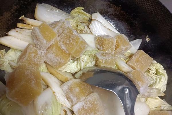 猪肉大白菜炖冻豆腐的做法图解8