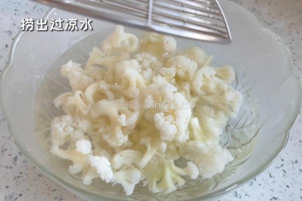 干煸孜然花菜的做法图解3