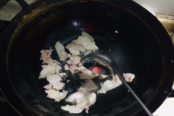 菜花炒肉片的做法图解3