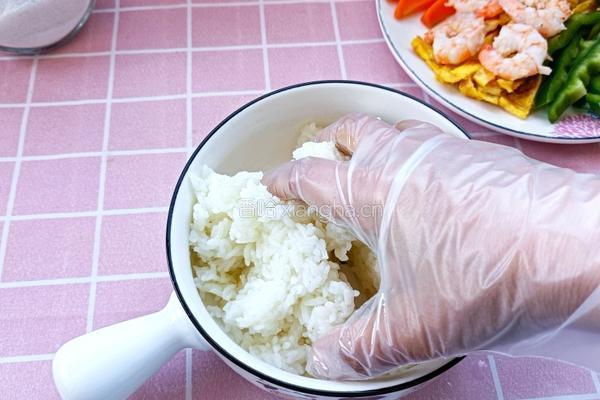 虾仁寿司的做法图解6