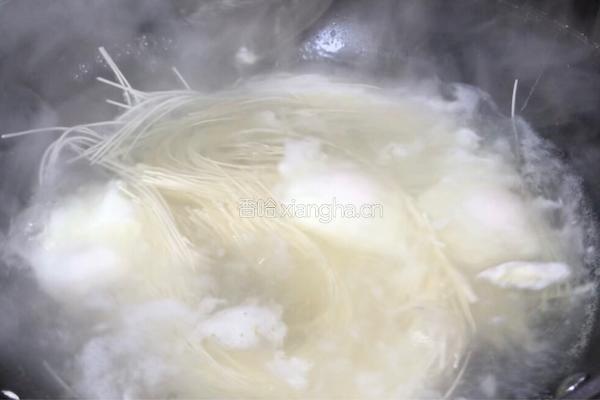 香菇荷包蛋汤面的做法图解8