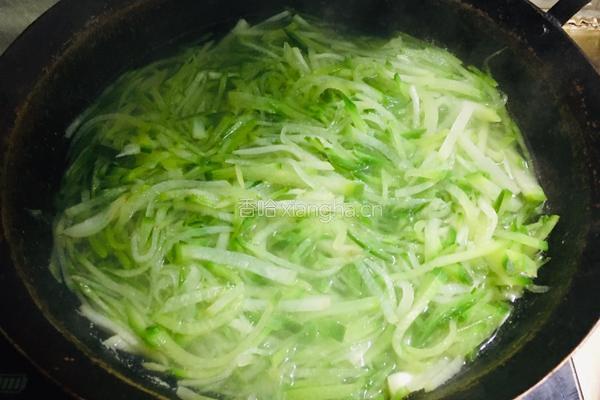 萝卜丸子的做法图解2