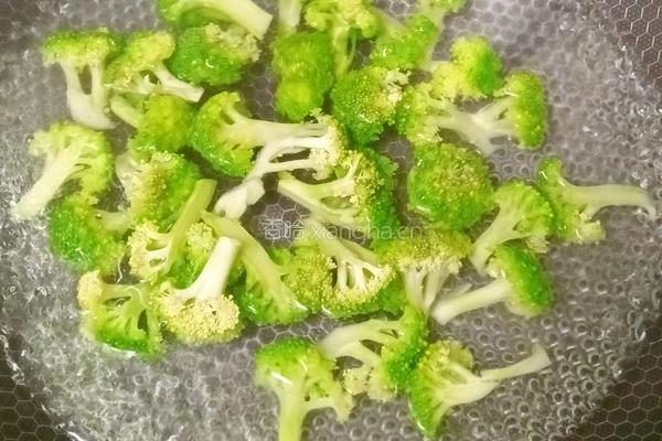 牛肉丸西兰花盖饭的做法图解6