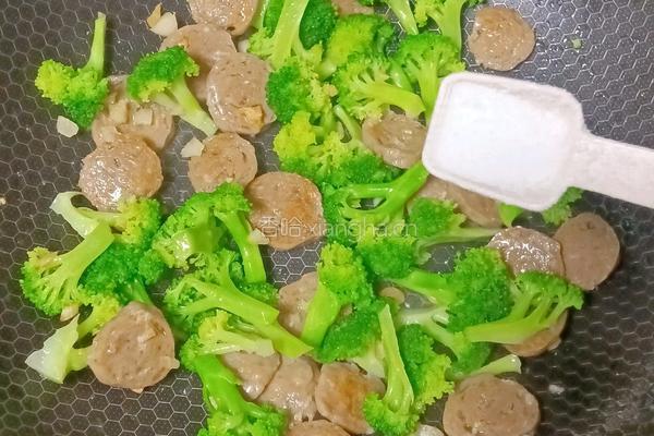 牛肉丸西兰花盖饭的做法图解10
