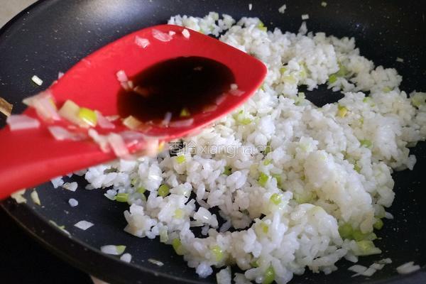 蛋炒饭的做法图解8