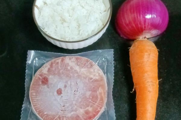 牛肉洋葱炒饭的做法图解1