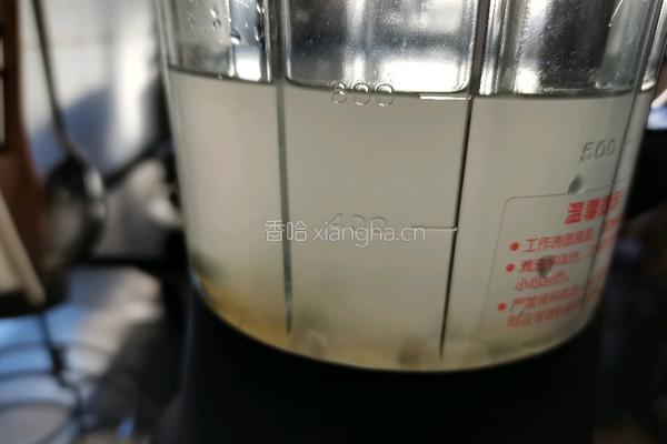 豌豆小米粘玉米粒百合冰糖米糊的做法图解4