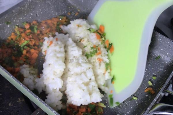 米饭玉子烧的做法图解5
