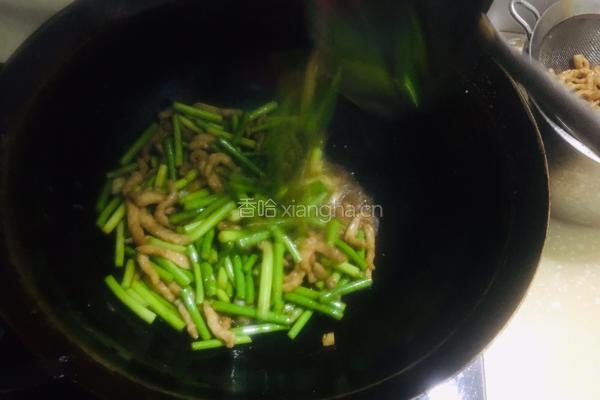 蒜苔炒里脊的做法图解9