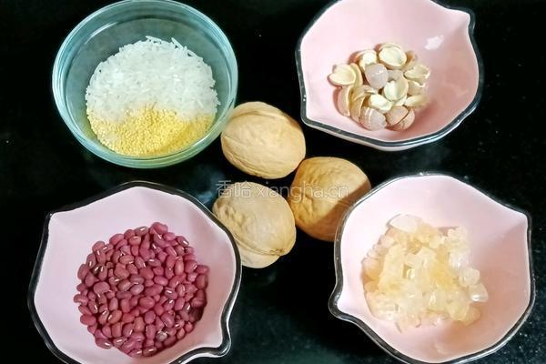 核桃红豆米糊的做法图解1