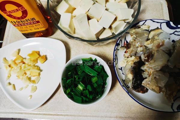 梭子蟹豆腐汤的做法图解1