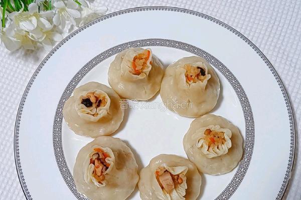 香菇鸡丁烧卖
