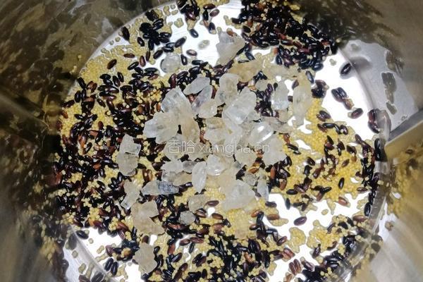 黑米红枣小米糊的做法图解4