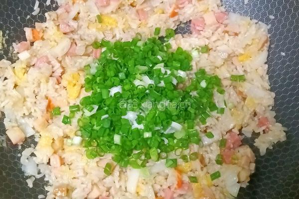 娃娃菜丸子炒饭的做法图解9