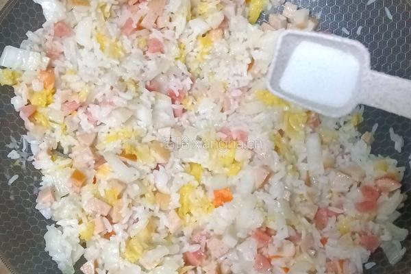 娃娃菜丸子炒饭的做法图解8