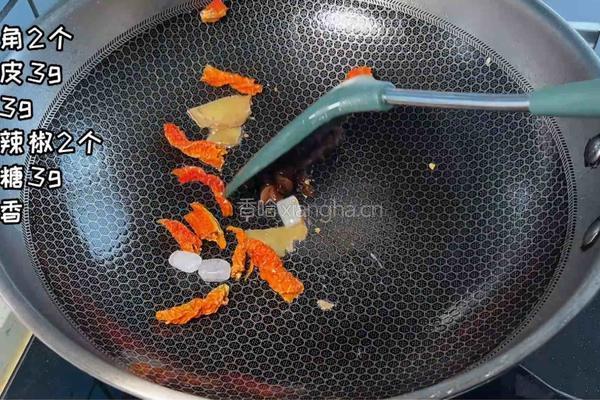 排骨土豆炖豆角的做法图解3