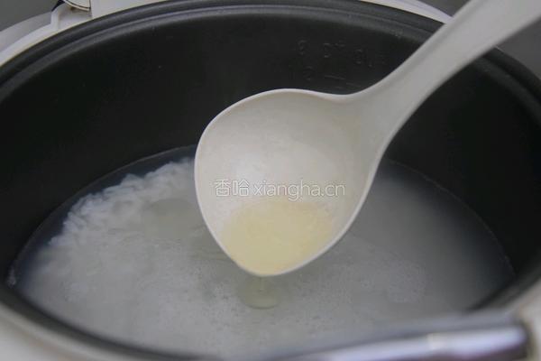 皮蛋瘦肉粥的做法图解6