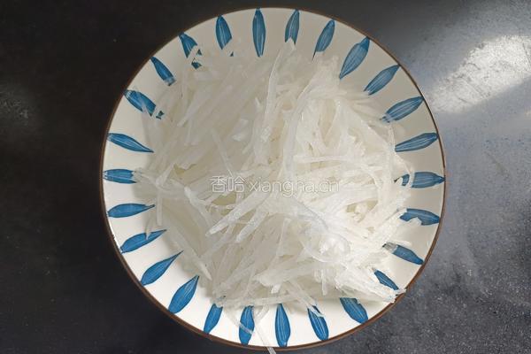  凉拌葱油萝卜丝的做法图解4