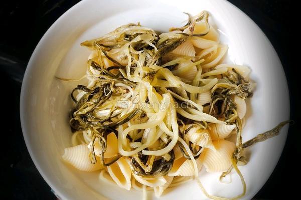快捷午餐鸡丝酸菜面的做法图解19