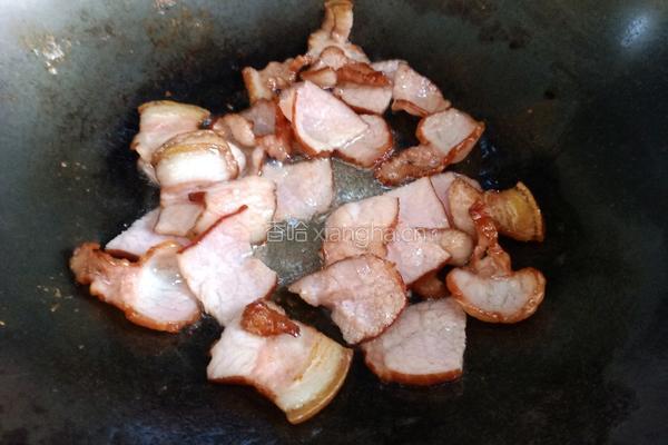 腊肉炒蒜薹的做法图解5