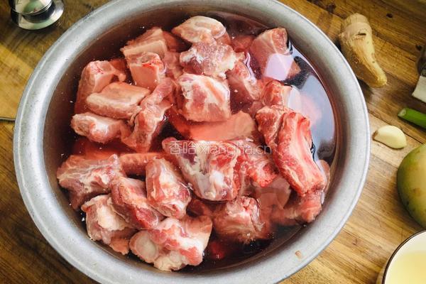 豆豉蒸排骨的做法图解1