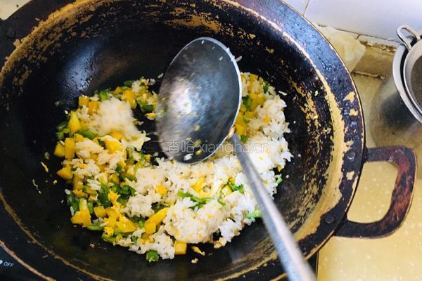 双椒蛋炒饭的做法图解5