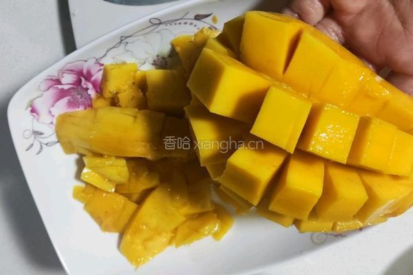 芒果慕斯蛋糕的做法图解4