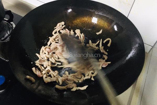 蒜黄炒肉丝的做法图解2