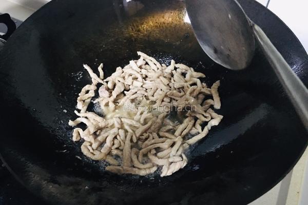 蒜黄炒肉丝的做法图解3