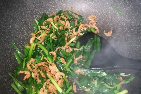 韭菜炒河虾的做法图解4