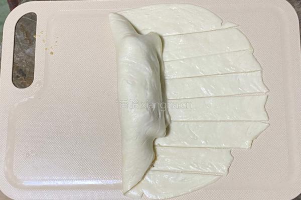 肉松烤肠卷的做法图解4