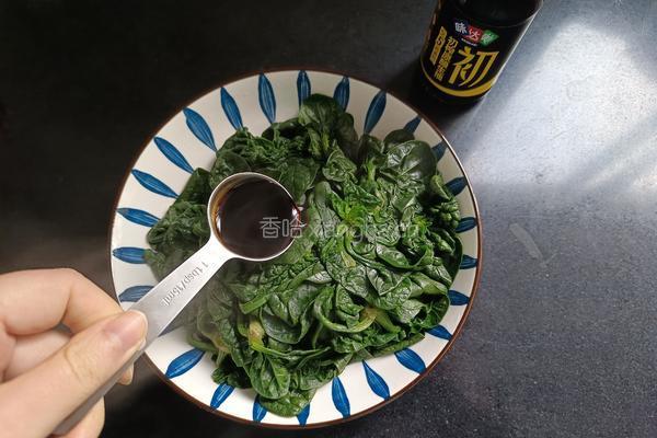 凉拌菠菜的做法图解6