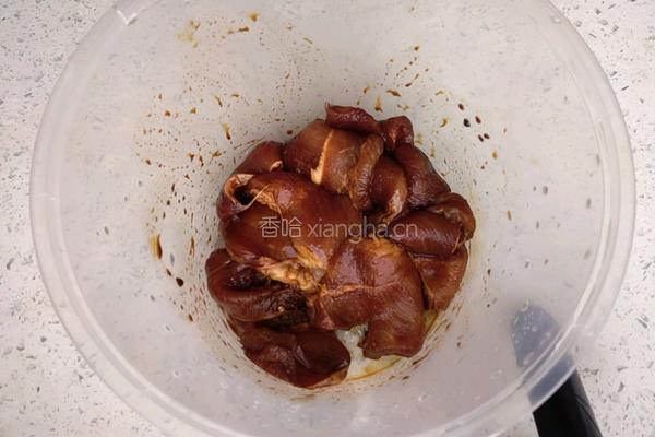 香煎梅花肉→独家秘制的做法图解3