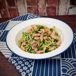 【春季“养肝”】豆苗炒肉的做法[图]