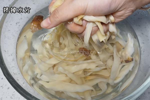 凉拌杏鲍菇的做法图解3