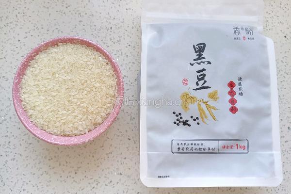 黑豆爱心饭团的做法图解2