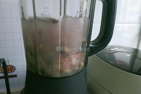 黑豆花生浓豆浆的做法图解4